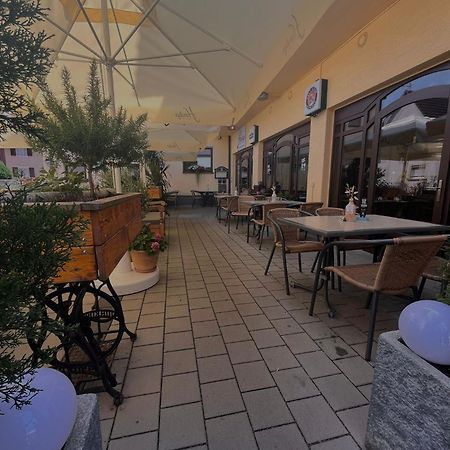 Hotel Rebstock Руст Екстер'єр фото